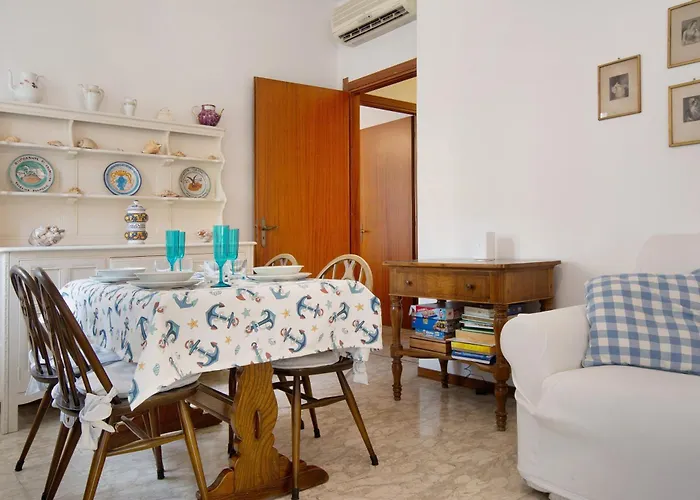 Zaffiro With Garage Apartment