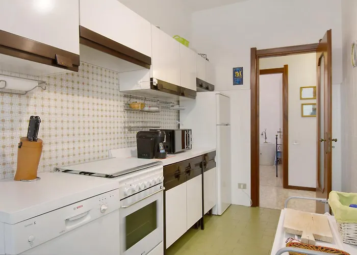 Zaffiro With Garage Apartment Rapallo