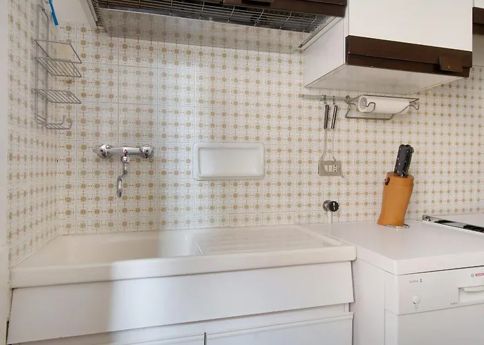 Zaffiro With Garage Apartment *