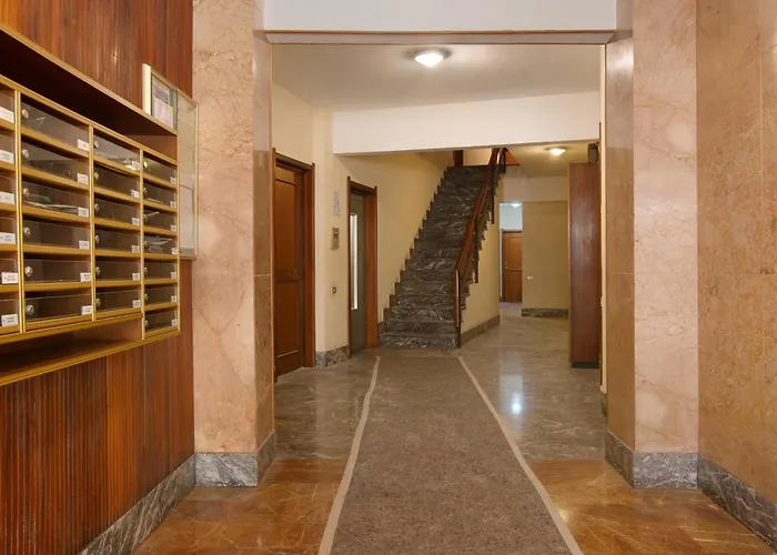 Zaffiro With Garage Apartment