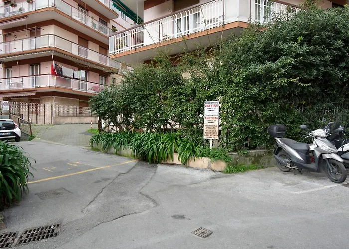 Zaffiro With Garage Apartamento *